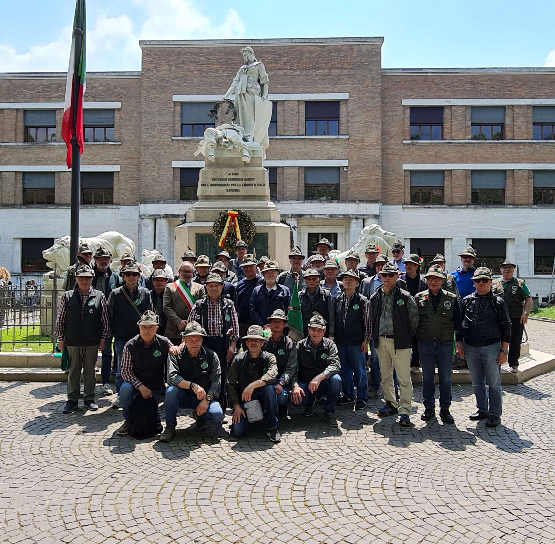 Deposizione corona alloro Ravenna